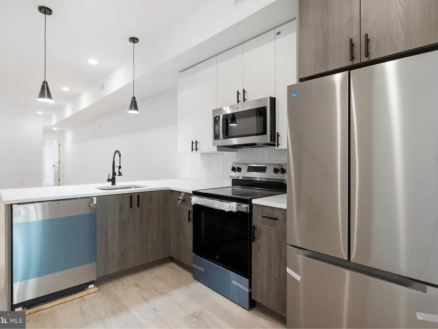 2326 N 16th St #3 — Photo 4