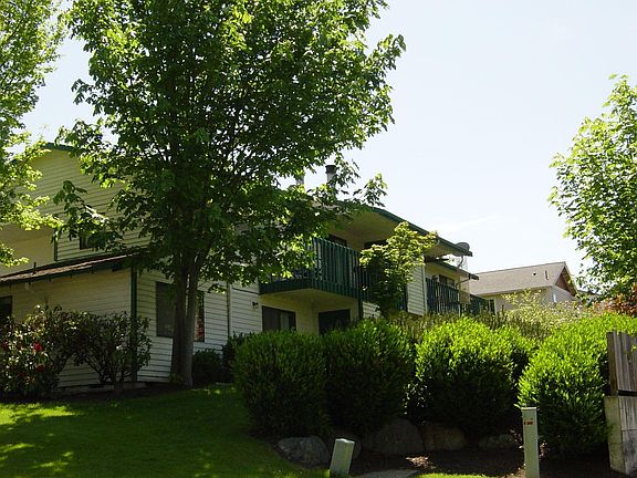 3rd image of 26525 NE Allen Ct #5