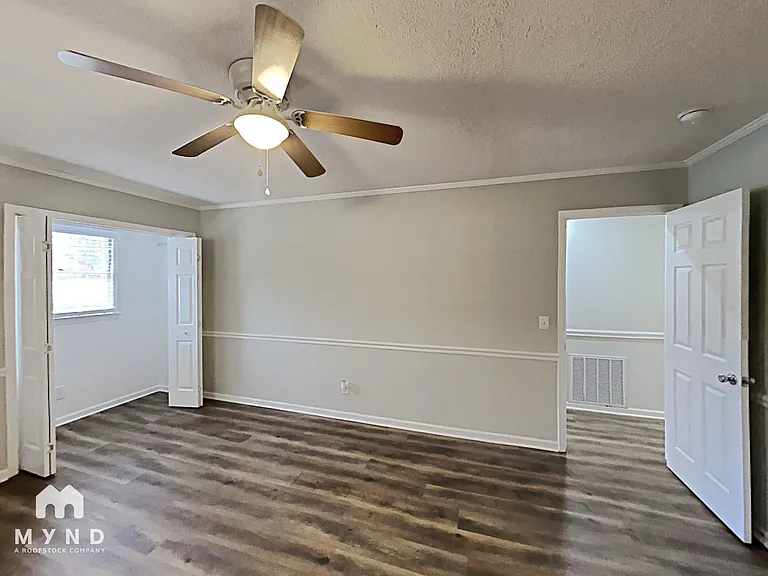511 Andover Rd — Photo 10