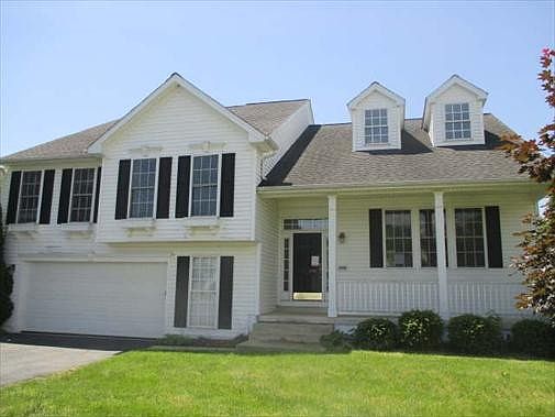 2nd image of 20606 Woodbridge Dr