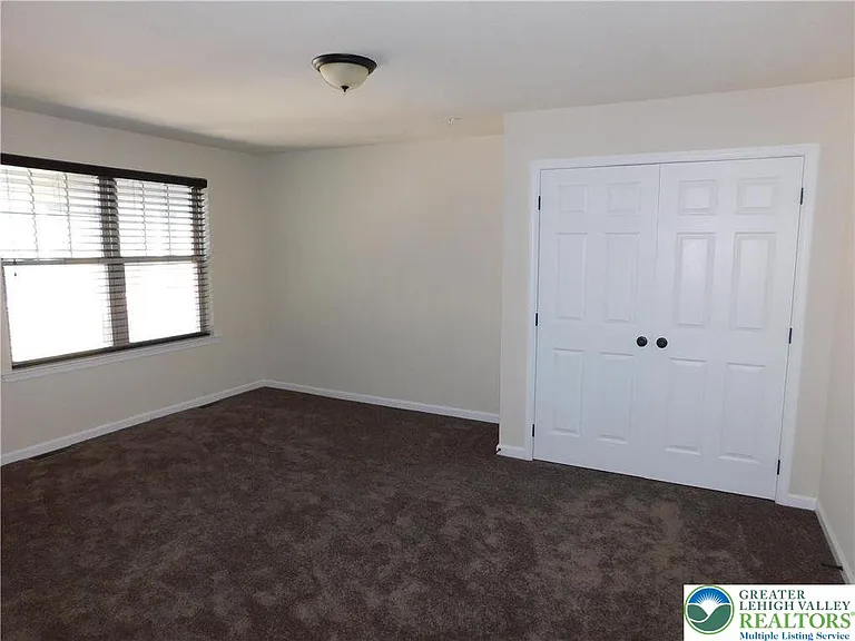 639 Linden St — Photo 10