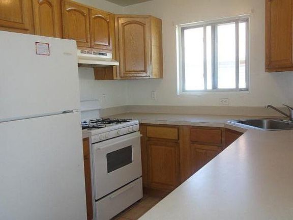 4th image of 464 Beach 68th St #2