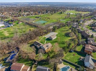 402 Wilson Park Dr, Miamisburg, OH 45342
