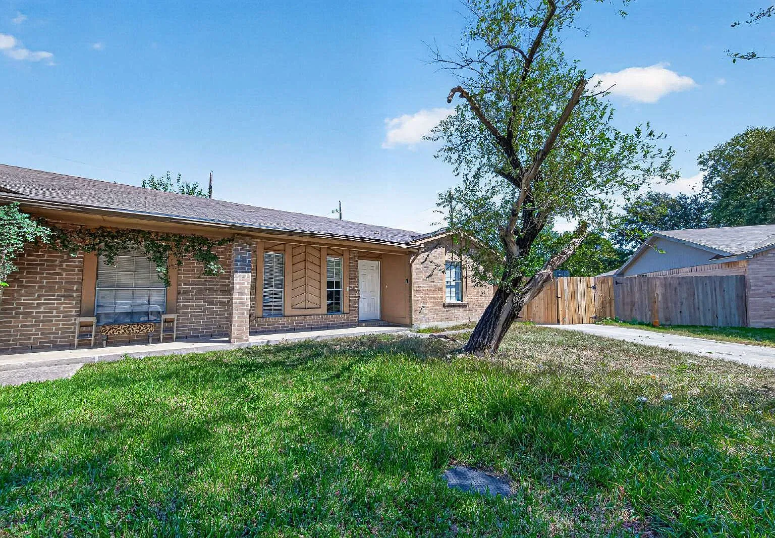 4 bed, 2.0 bath, 1680 sqft, $1,450 — Photo 4