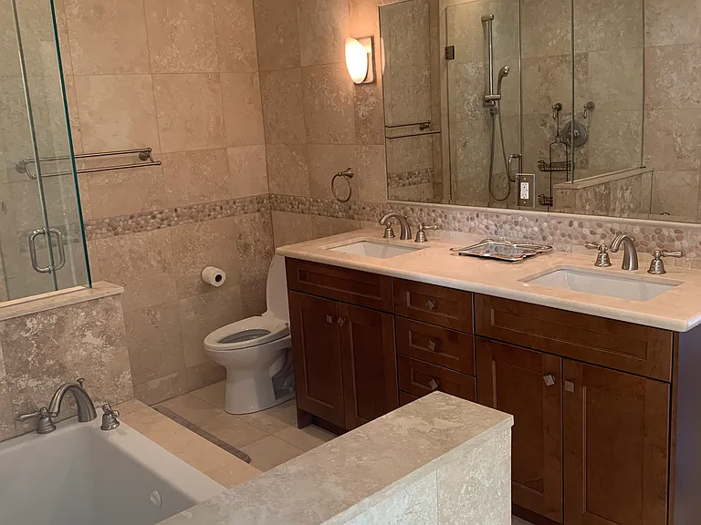 16 Wineva Ave — Photo 8