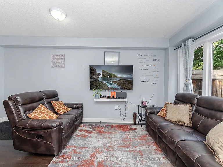430 Mapleview Dr E #6 — Photo 9