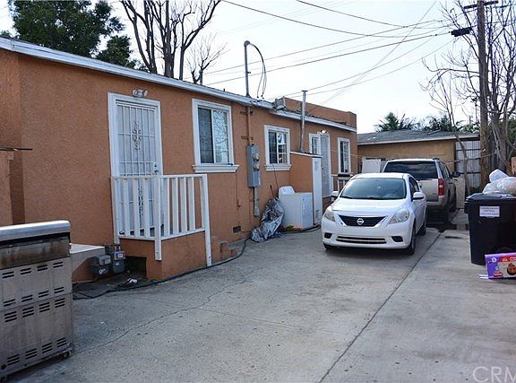 4th image of 9625 Parmelee Ave