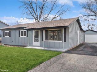 129 Springleaf Dr, Bolingbrook, IL 60440