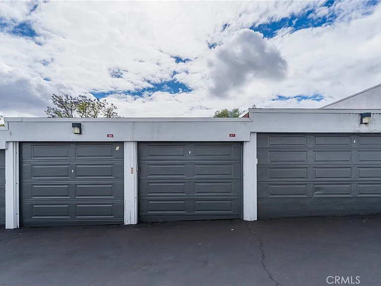 1159 Tivoli Ln — Photo 27