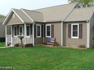 106 Mountain View St, Petersburg, WV
