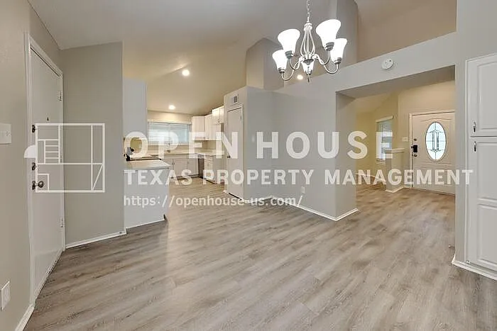 1545 Sunflower Dr — Photo 6