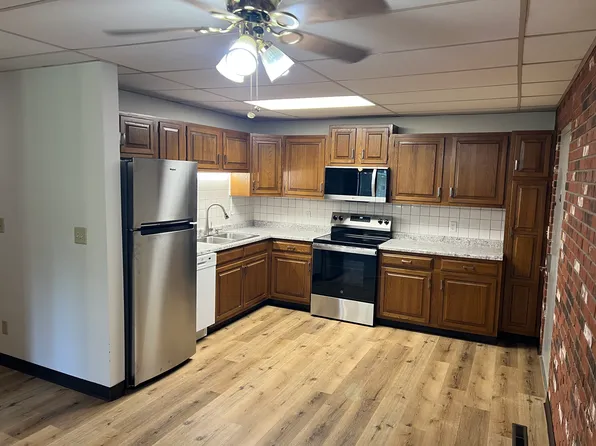 2526 Rebecca Ct W #3, Quincy, IL 62305