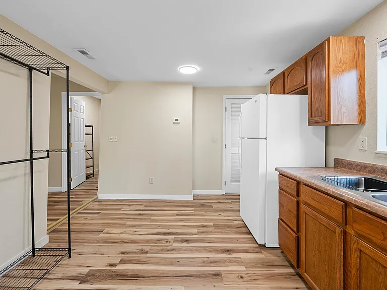 2312 W Platte Ave — Photo 10