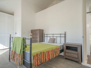 6446 Amigo Ave #12, Reseda, CA 91335