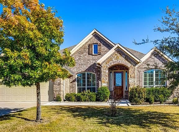 2nd image of 2932 Baybreeze Dr