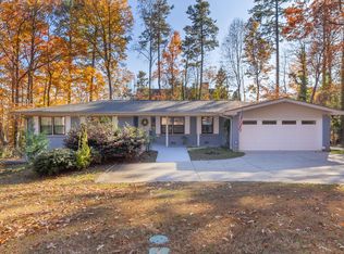 1291 Valley View Rd, Dunwoody, GA 30338