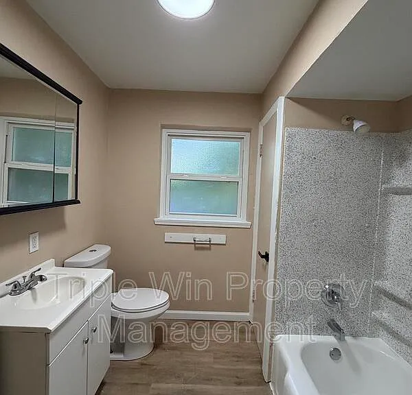 1911 Redman Rd — Photo 15