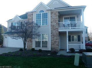 340 W Legend Ct, Cleveland, OH 44143