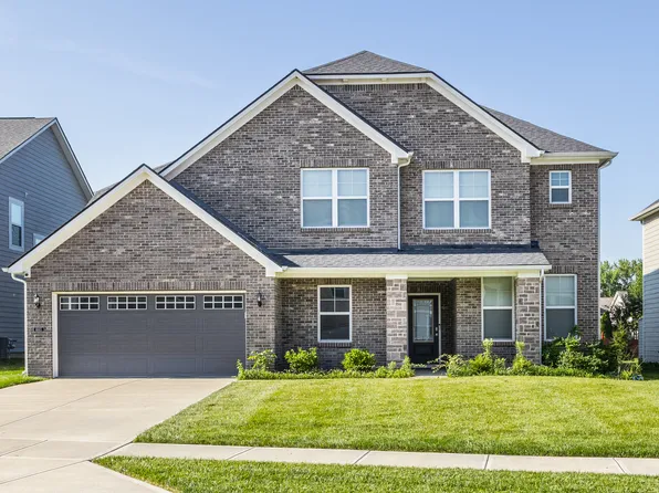 6845 Oakcrest Dr, McCordsville, IN 46055