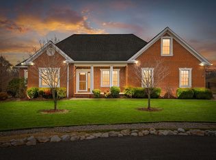 330 Juliet Dr, Hopkinsville, KY 42240