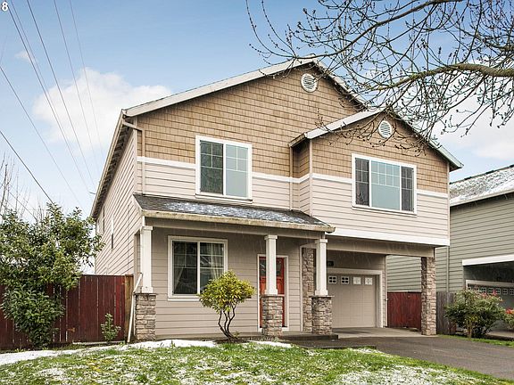 3rd image of 120 SE 30th Ave