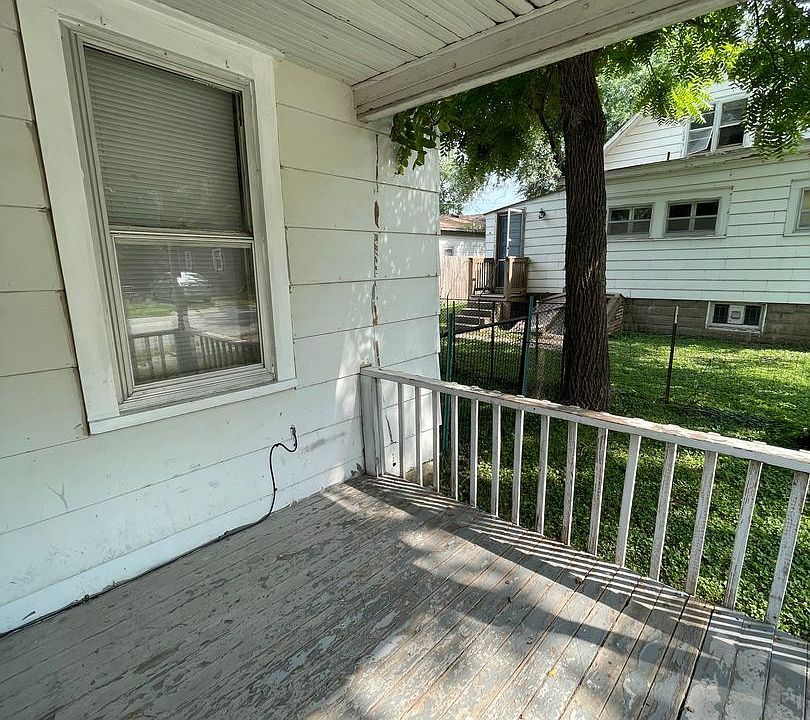 1st image of 504 Chestnut St