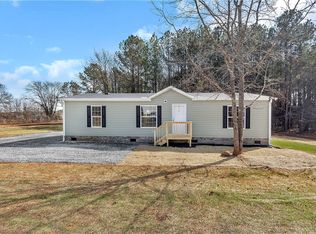 105 Viewmont Dr, Fair Play, SC 29643
