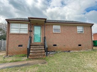 304 Greystone Rd, Charlotte, NC 28209