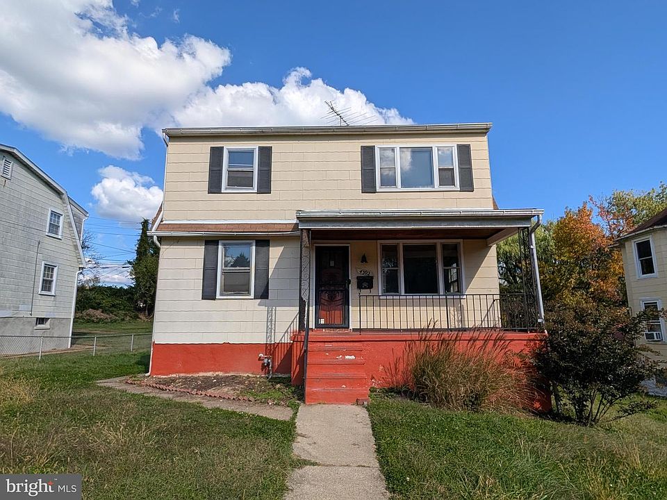 1st image of 4302 Parkwood Ave