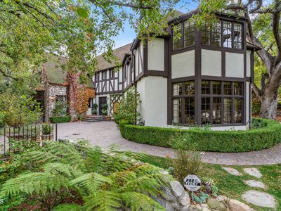200 La Vereda Rd, Pasadena, CA, 91105
