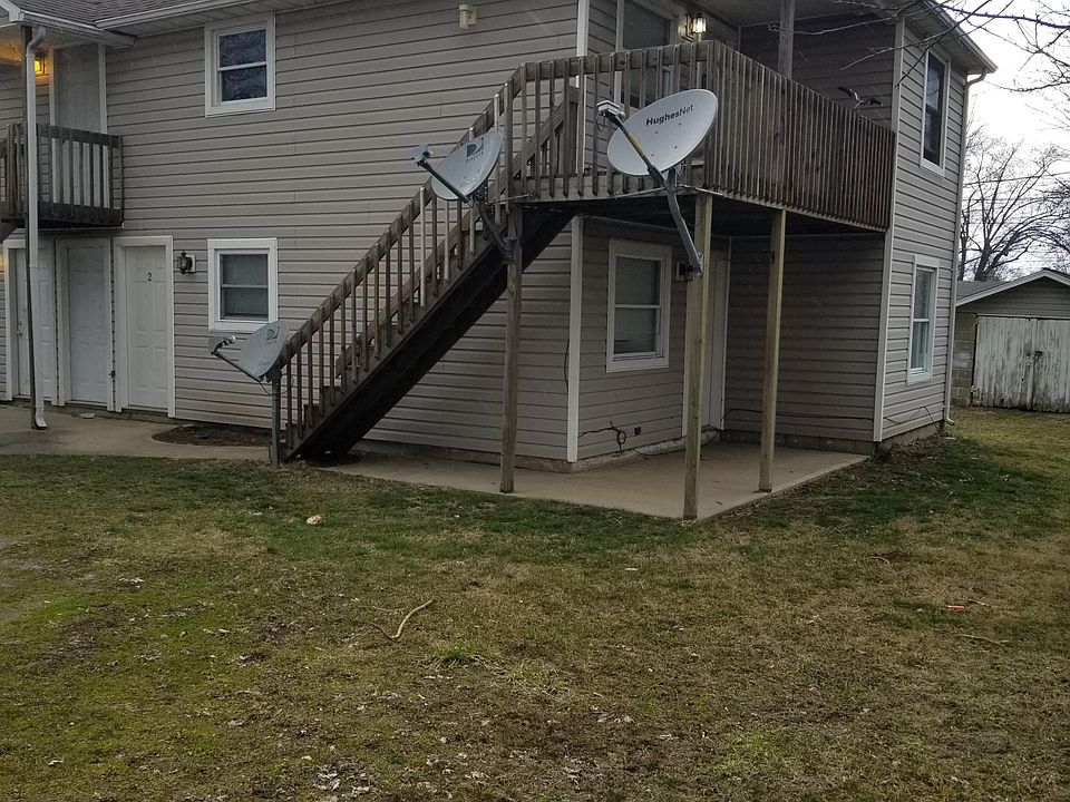 1st image of 415 Ohio Ave APT 2