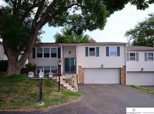 2305 S 119th Ct, Omaha, NE 68144