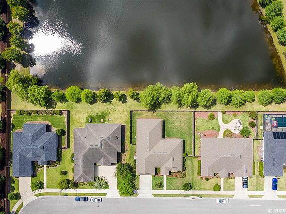 3rd image of 4327 NW 82nd Pl