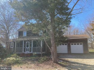 23 Ridgeway St, Barnegat, NJ 08005