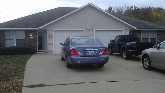 1st image of 1329 Stoneybrooke Dr