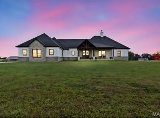 3150 Dyer Rd, O'Fallon, MO 63366