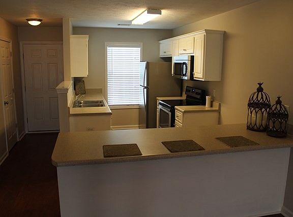 5th image of 510 Southern Hills Dr