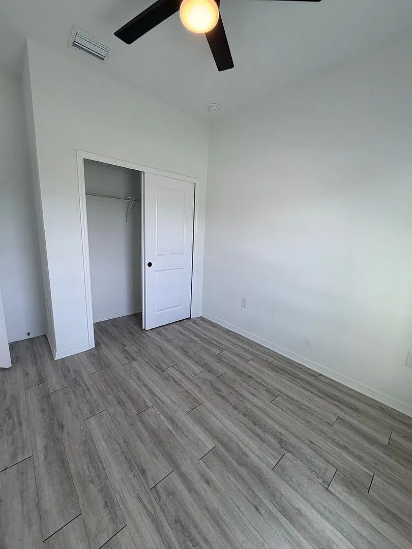 3 bed, 2.0 bath, 1182 sqft, $1,495 — Photo 4