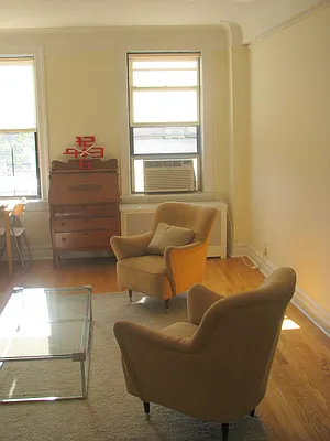 Rented by Stonecrest Realty | media 7