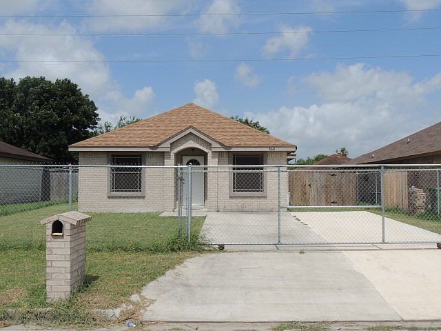 1st image of 583 Pera Ave