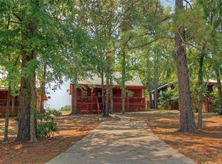 59 Hunters Creek Dr, Huntsville, TX 77340