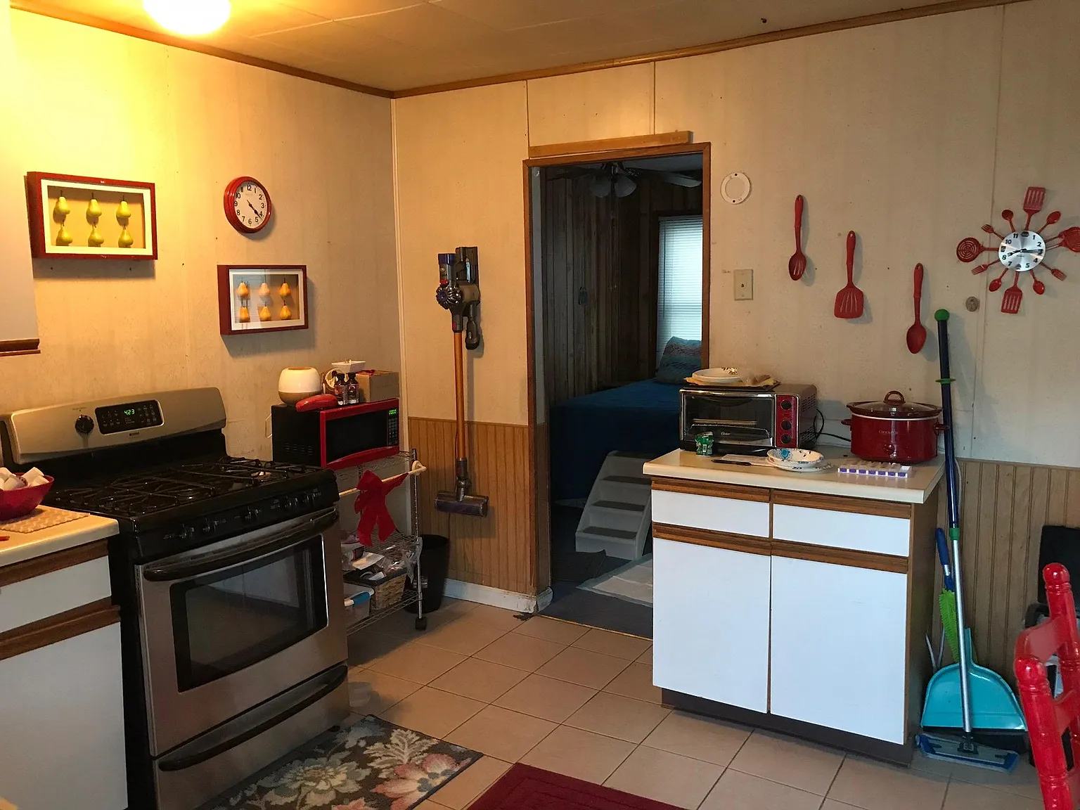 3329 Shelby Ave photo 1