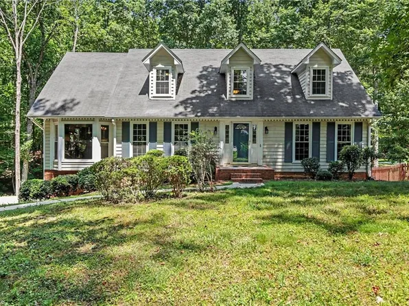 731 Barrington Park Cir, Kernersville, NC 27284