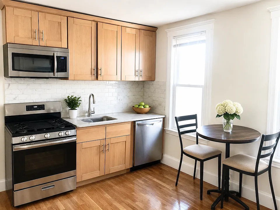 114-116 Thornton St #2