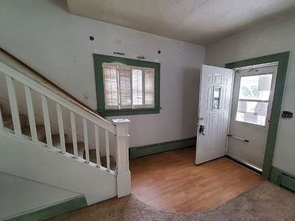 2nd image of 1323 H St