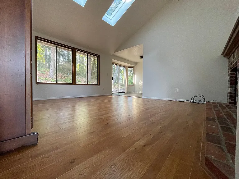 Family room right next the dining area.