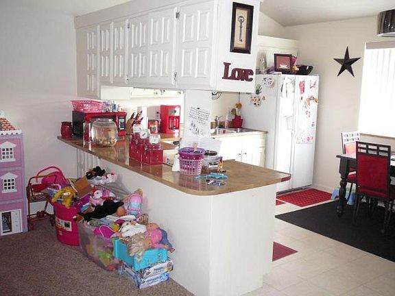 4th image of 2286 W Bonnie Brook Dr