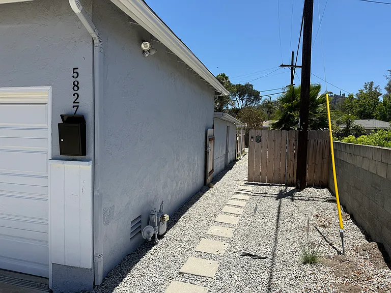 5827 Amaya Dr — Photo 21