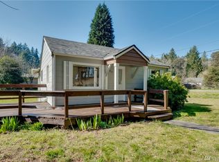 1917 Jacobsen Blvd, Bremerton, WA 98310