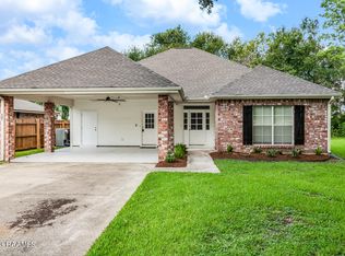 307 Teakwood Dr, Youngsville, LA 70592